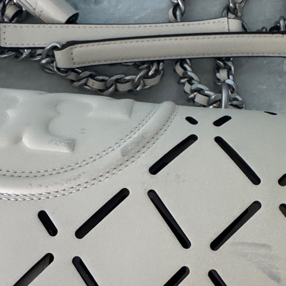 Tory Burch Cream Cut-Out Shoulder Bag - Picture 6 of 16